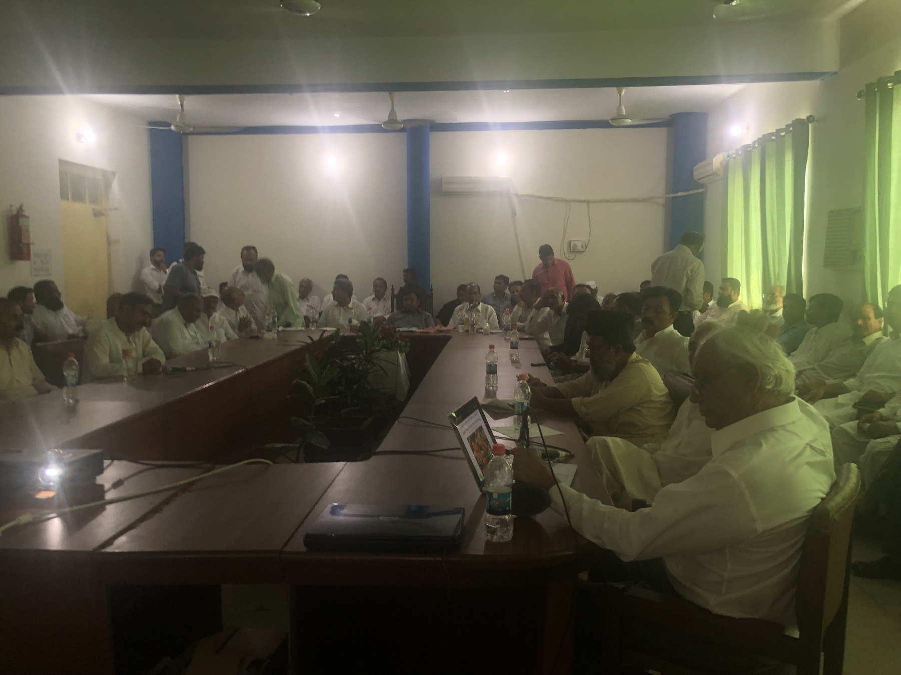 Lecture at the Citrus Research Institute, Sargodha.